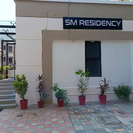 Sm Residency Hotel Бхубанешвар Екстериор снимка