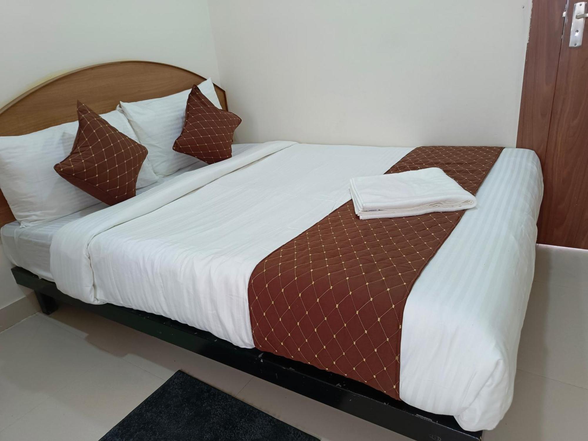 Sm Residency Hotel Бхубанешвар Екстериор снимка
