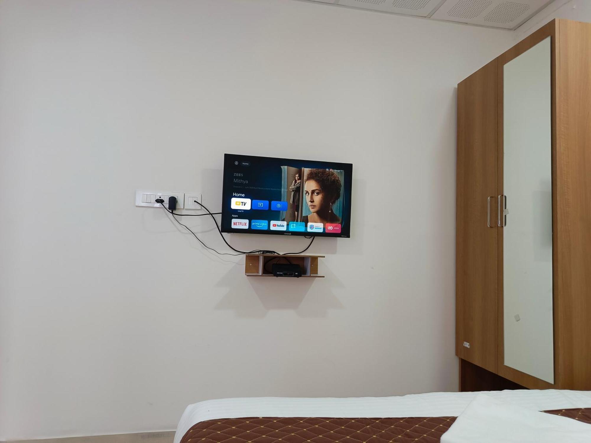 Sm Residency Hotel Бхубанешвар Екстериор снимка